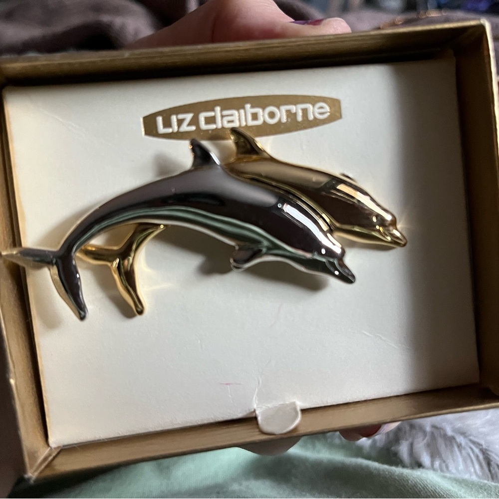 ❤️5 for $15 Liz Claiborne Gold and Silver Dolphin Brooch Set